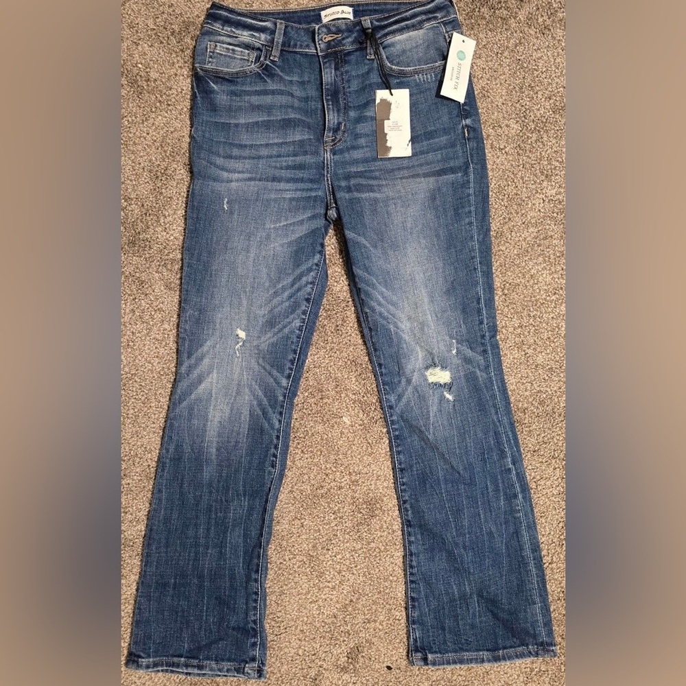 Studio Blue women’s distressed Jeans